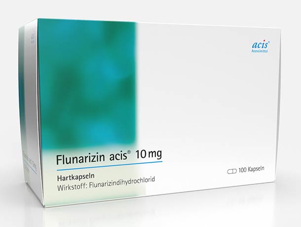 Eine Schachtel mit weißem Hintergrund und blau-grünen Details, die 100 Flunarizin acis 10 mg Kapseln enthält.